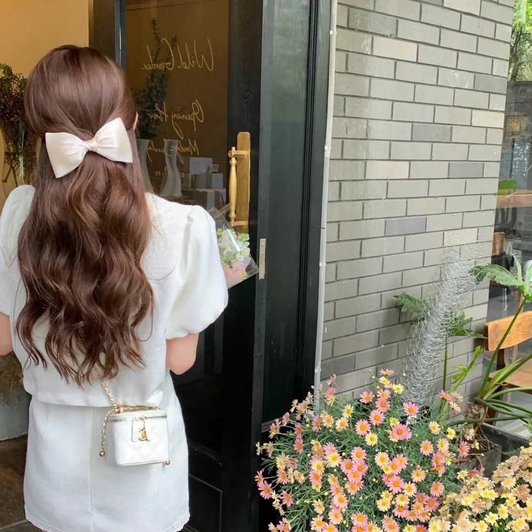 卡斯珀和艾玛的徒步旅行记